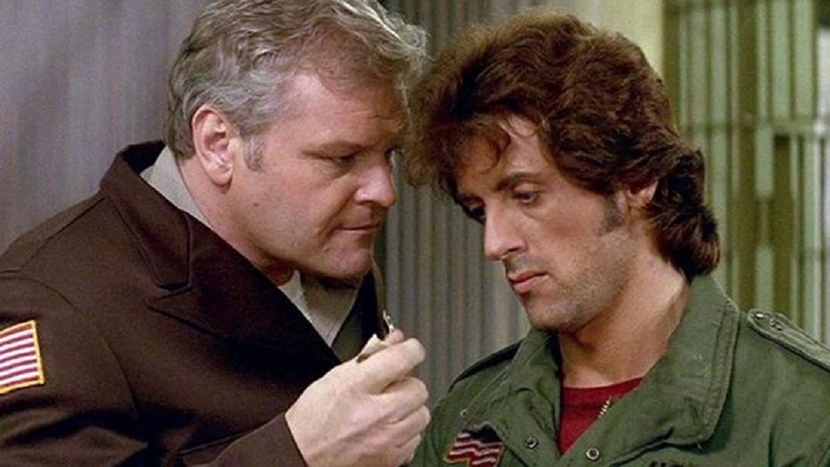 Muri&oacute; Brian Dennehy