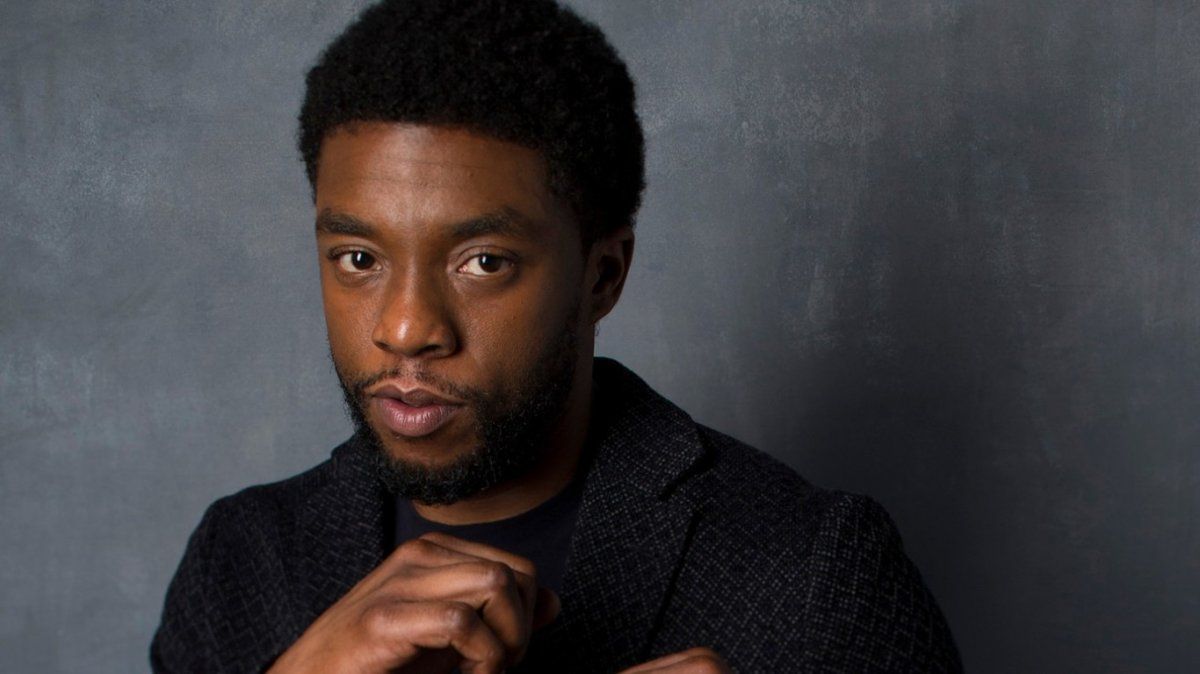 Piden un Óscar para Chadwick Boseman tras el estreno de La Madre del Blues