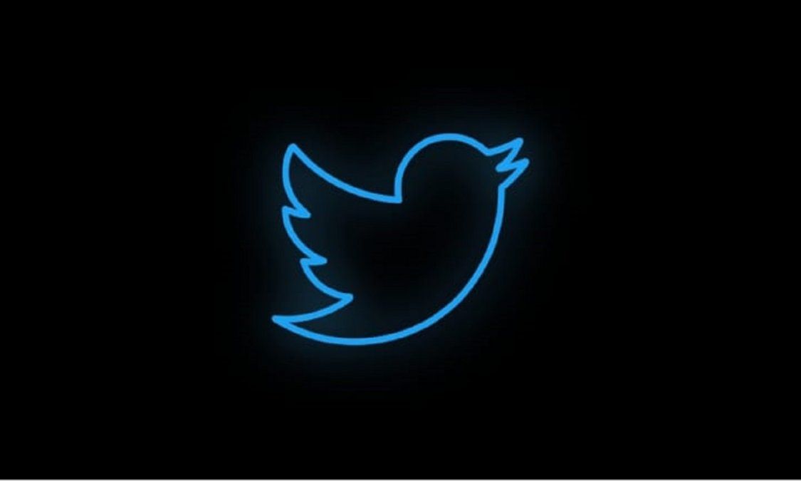 En medio de la guerra, Moscú ataca a Twitter bajo acusación de difundir información falsa sobre la guerra.