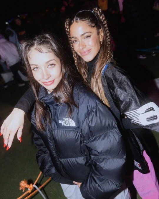 María Becerra y Tini Stoessel.