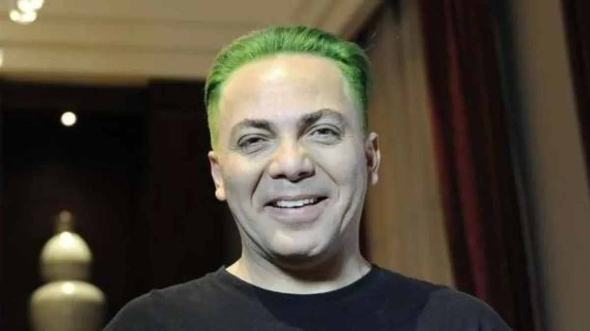 Cristian Castro cerró por un mes (que se cumple), pero pide mucho para quedarse.