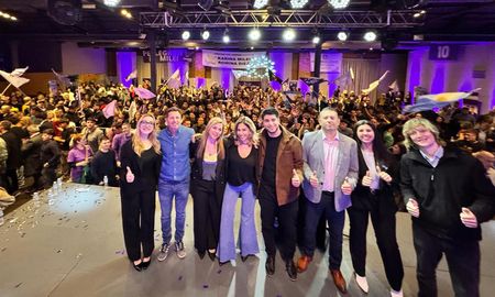 Agustín Pellegrini encabezó un acto en la ciudad de Rosario. Agustín Pellegrini encabezó un acto en la ciudad de Rosario.