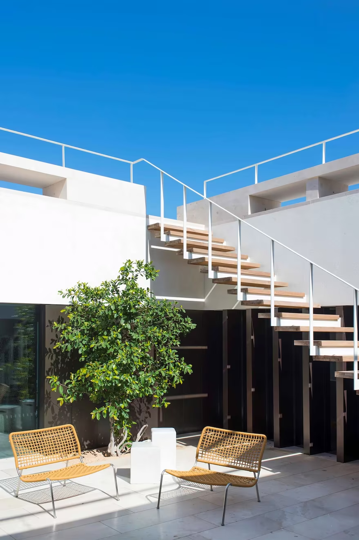 Así es la exclusiva casa de Lionel Messi que no puede usar.