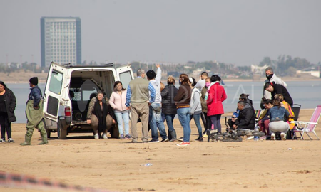 Familiares y amigos de las víctimas, a la espera de novedades de los rastrillajes Familiares y amigos de las víctimas, a la espera de novedades de los rastrillajes