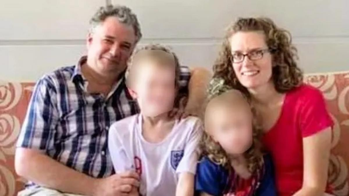 Muere una mujer en un avión y su familia vuela ocho horas con el cadáver sentado a su lado: Fue extremadamente traumático