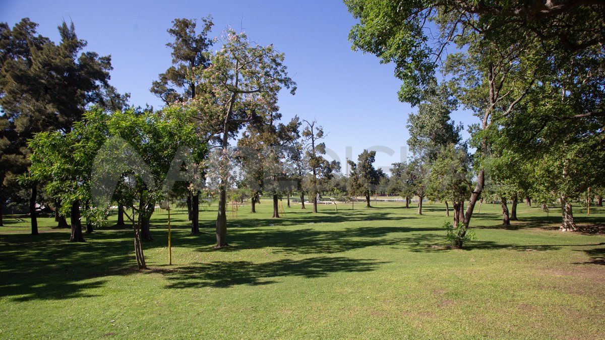 La agresión se perpetró en inmediaciones del ingreso al club Quillá