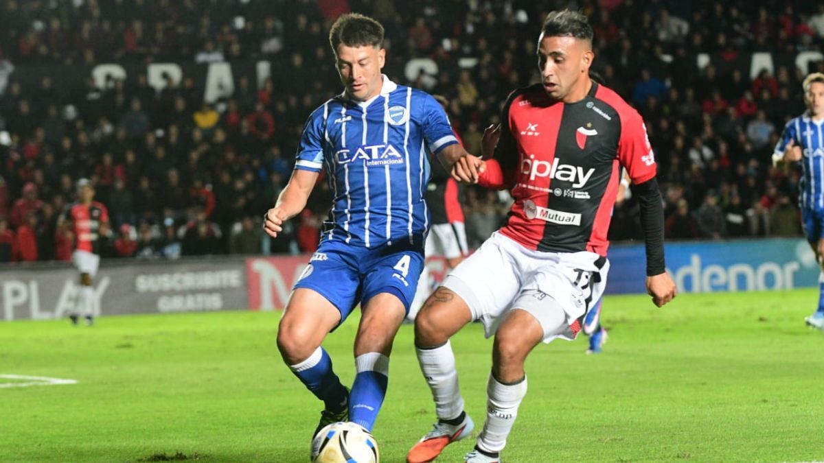 Matías Godoy protagonizó una jugada desafortunada en un entrenamiento de Colón.