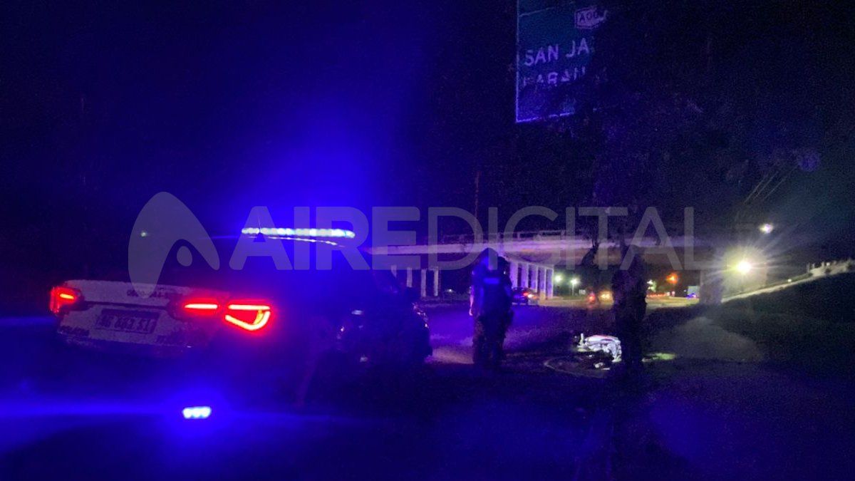 Una camioneta chocó una moto en uno de los accesos a Santa Fe