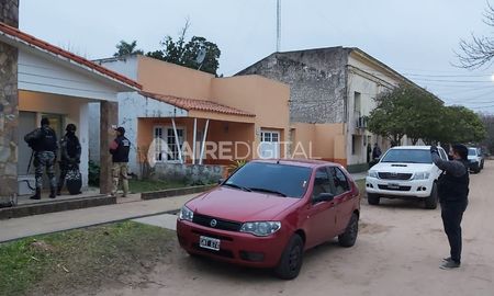 El 22 de julio los investigadores, junto con fuerzas de choque, irrumpieron en el domicilio del principal investigado. El 22 de julio los investigadores, junto con fuerzas de choque, irrumpieron en el domicilio del principal investigado.