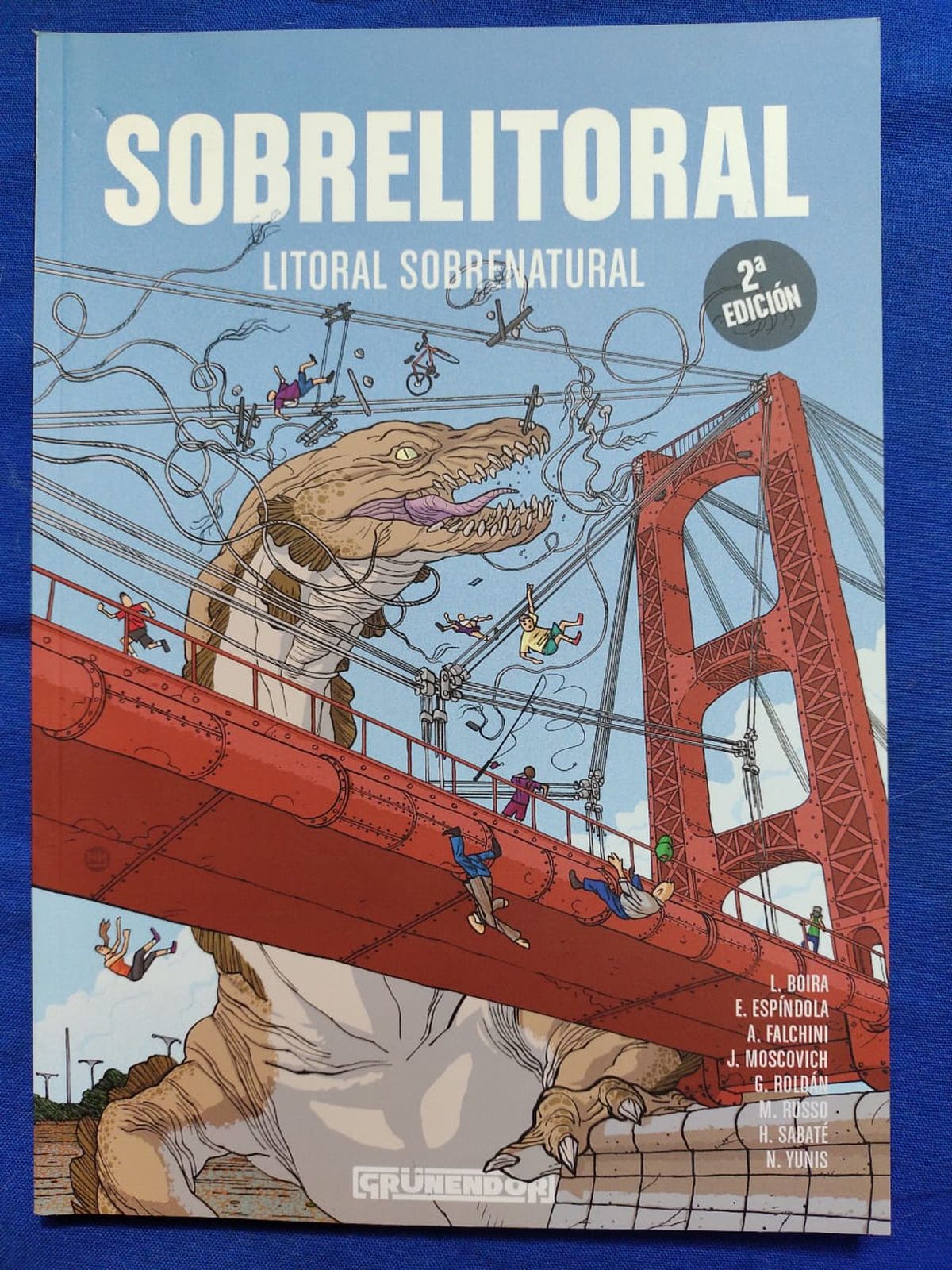 La primera edición de Sobrelitoral ya tiene una segunda con nueva portada