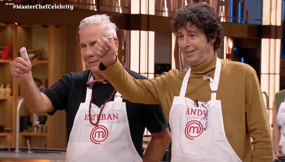 Esteban Mirol y Andy Chango se cortaron el dedo en MasterChef Celebrity. Esteban Mirol y Andy Chango se cortaron el dedo en MasterChef Celebrity.