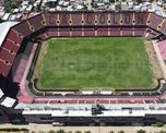 El viernes 3 de diciembre, Colón jugó su último partido como local en su estadio. El viernes 3 de diciembre, Colón jugó su último partido como local en su estadio.