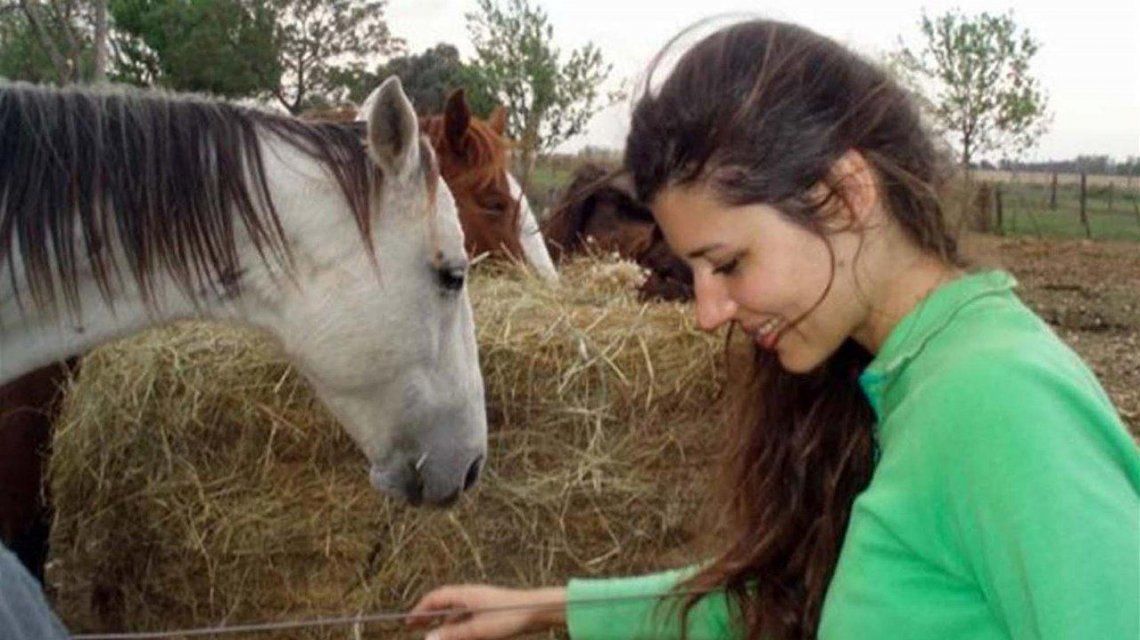 María Cash tomó un colectivo en la terminal porteña de Retiro, con destino a San Salvador de Jujuy, y fue vista por última vez en Salta. María Cash tomó un colectivo en la terminal porteña de Retiro, con destino a San Salvador de Jujuy, y fue vista por última vez en Salta.