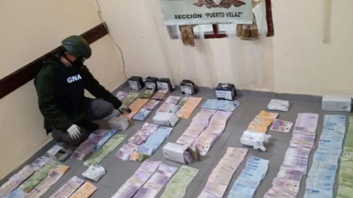 Formosa: incautan más de 2 millones de pesos escondidos en encomiendas