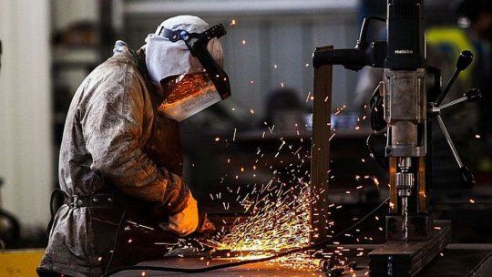 La Industria cayó 4,1% en noviembre
