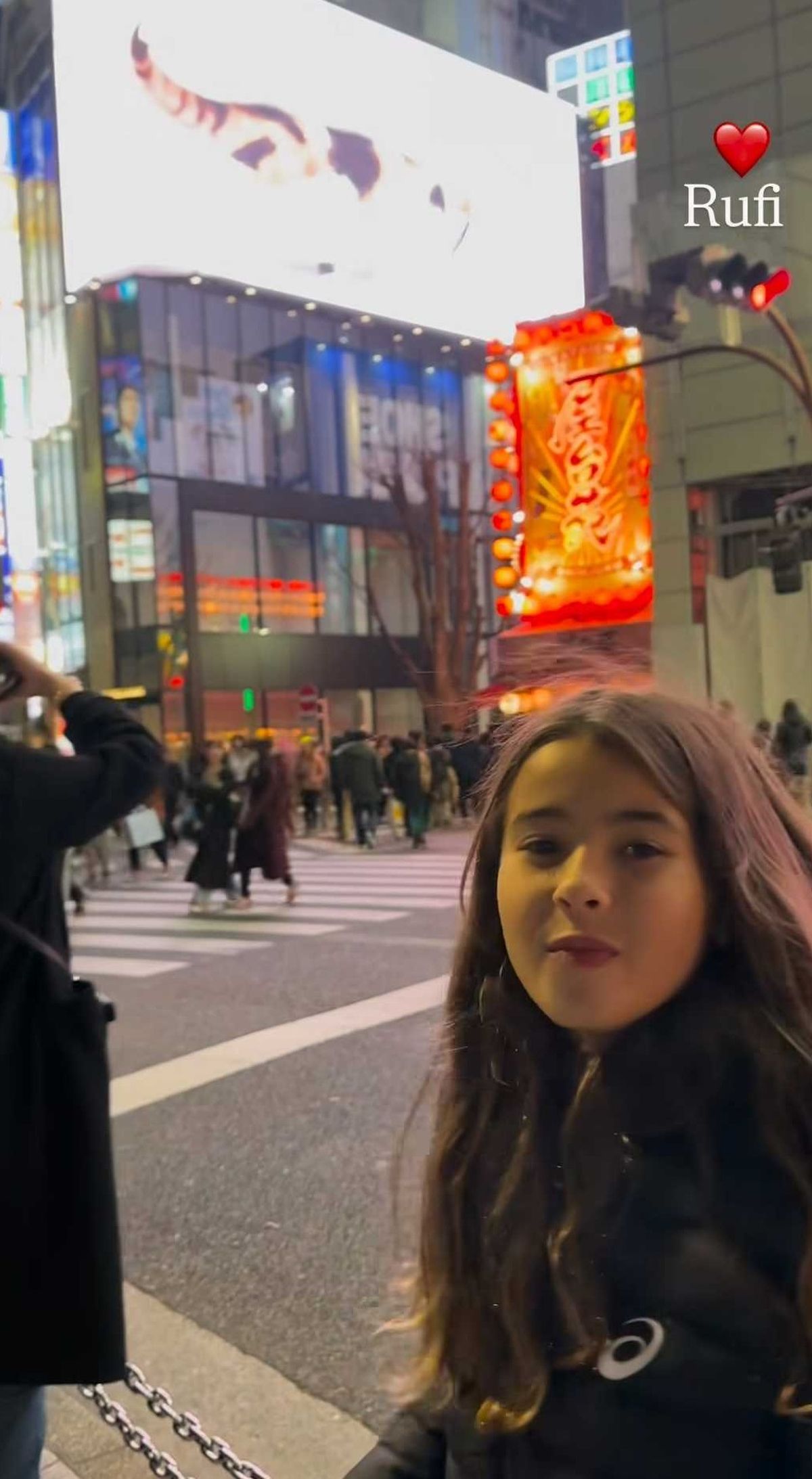 Rufina Cabré está en Japón con su papá. Rufina Cabré está en Japón con su papá.