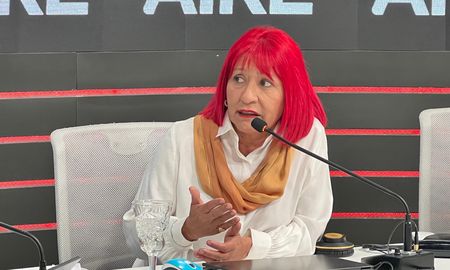 Violeta Quiroz estuvo en AIRE y criticó la ausencia del estado en los barrios de Santa Fe. Violeta Quiroz estuvo en AIRE y criticó la ausencia del estado en los barrios de Santa Fe.