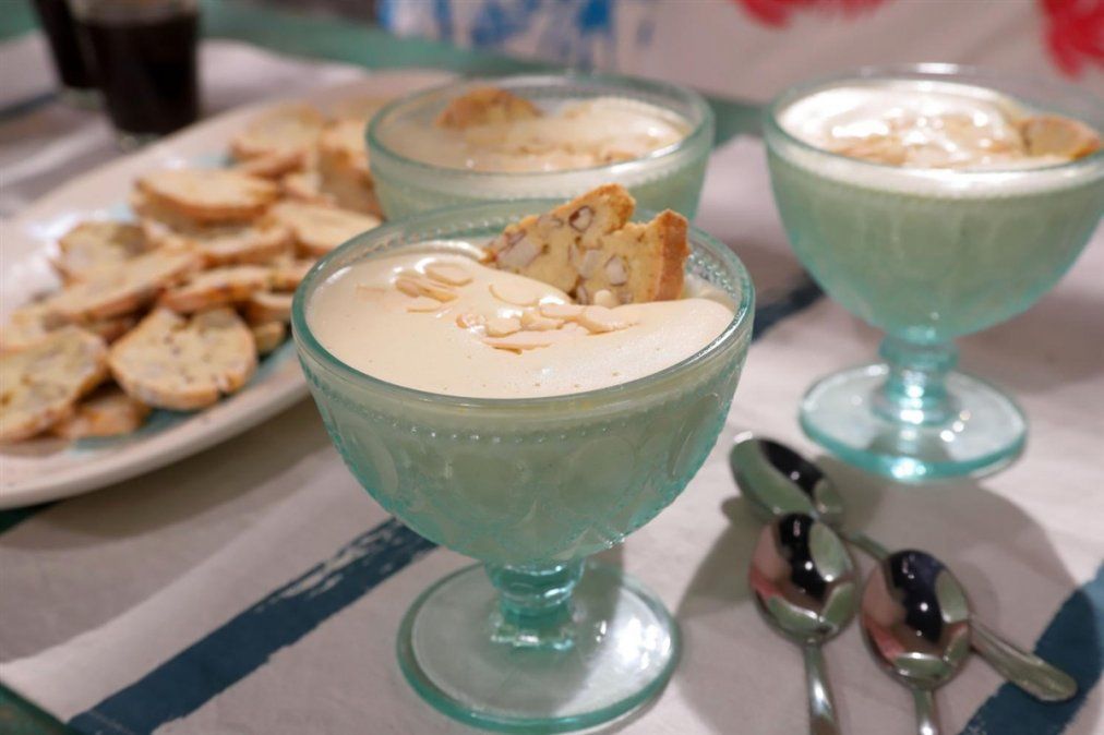 Cómo hacer sambayón paso a paso para disfrutar de un postre delicioso.