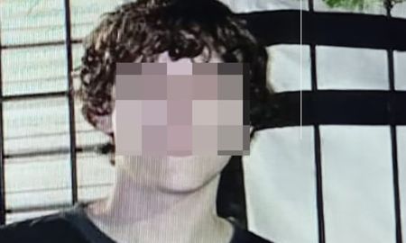 Gino tiene 15 años y desde el atentado escolar está bajo monitoreo estatal y en un lugar confidencial. Gino tiene 15 años y desde el atentado escolar está bajo monitoreo estatal y en un lugar confidencial.