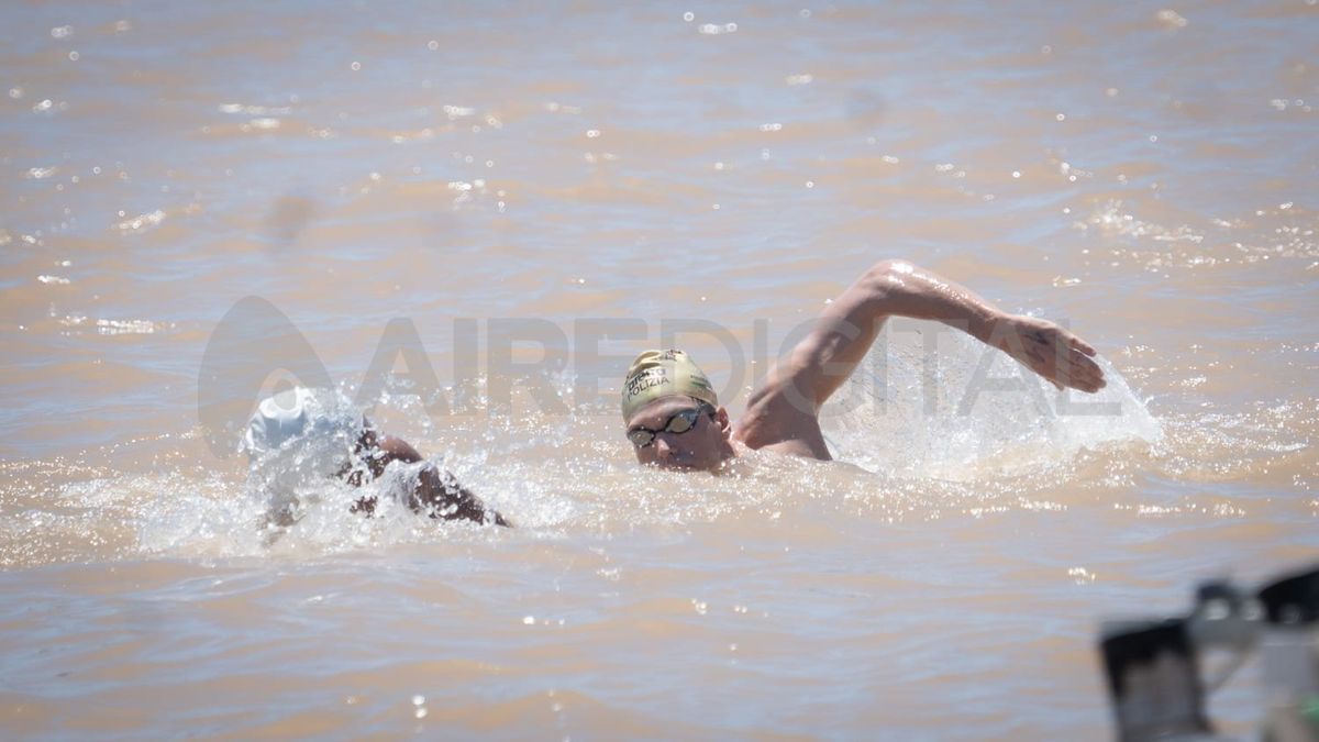 La salud de los nadadores que fueron internados en el Hospital Iturraspe tras la Maratón Santa Fe-Coronda