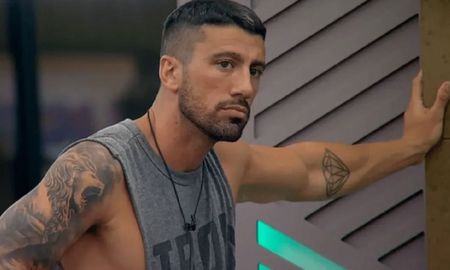 Giuliano “Nano” Vaschetto sorprendió al anunciar que ya tiene un perfil en OnlyFans, donde promete mostrar el resultado de su cirugía tras un accidente sexual. Giuliano “Nano” Vaschetto sorprendió al anunciar que ya tiene un perfil en OnlyFans, donde promete mostrar el resultado de su cirugía tras un accidente sexual.