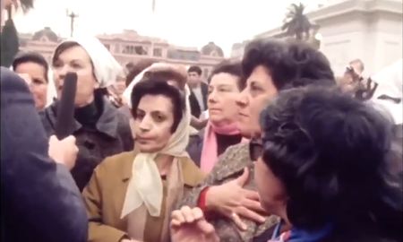Una toma del histórico reportaje realizado por Jan van der Putten. Una toma del histórico reportaje realizado por Jan van der Putten.