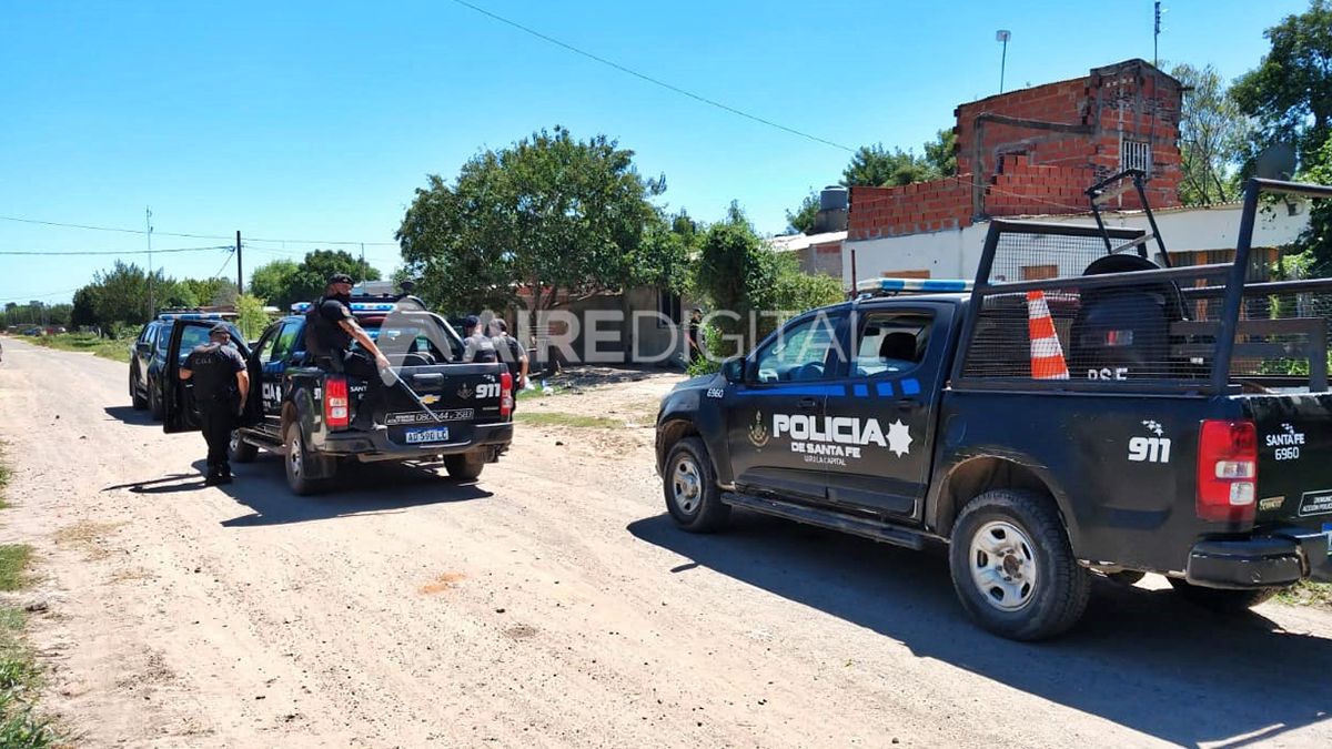 En esta oportunidad colaboraron personal de las Subcomisarias 12 y 15 y de las Comisarías 23 y 16 además de integrantes de Cuerpo de Guardia de Infantería.