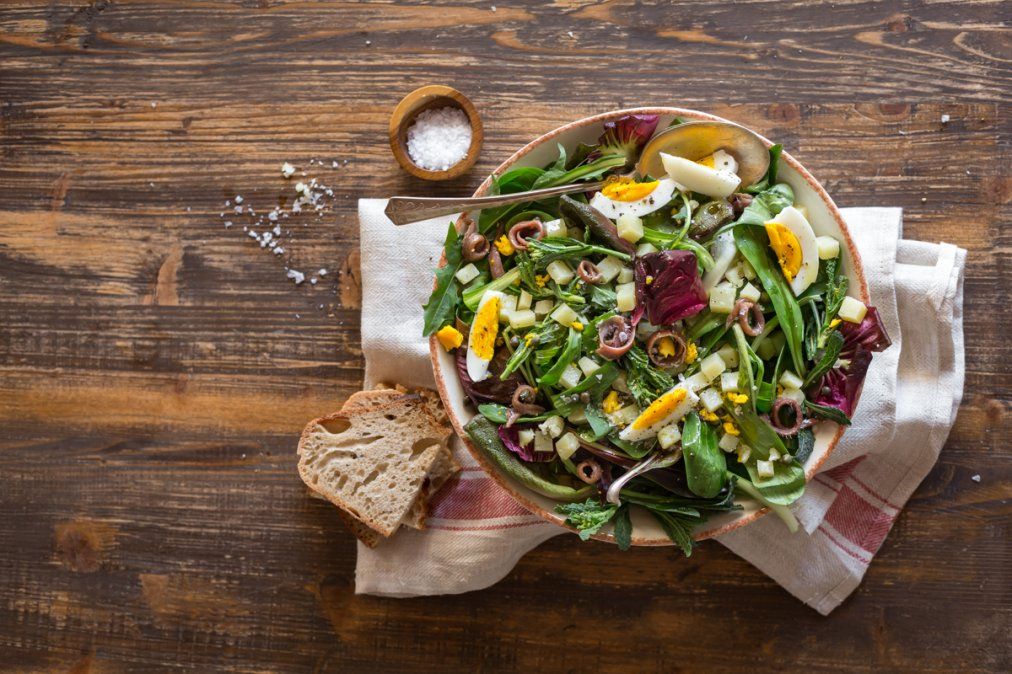 Recetas bajas en calorías: 3 ensaladas sabrosas y fáciles para el verano