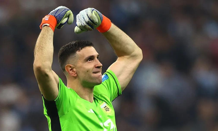 La FIFA busca que no se vuelva a repetir el show del marplatense contra Países Bajos en el Mundial. La FIFA busca que no se vuelva a repetir el show del marplatense contra Países Bajos en el Mundial.