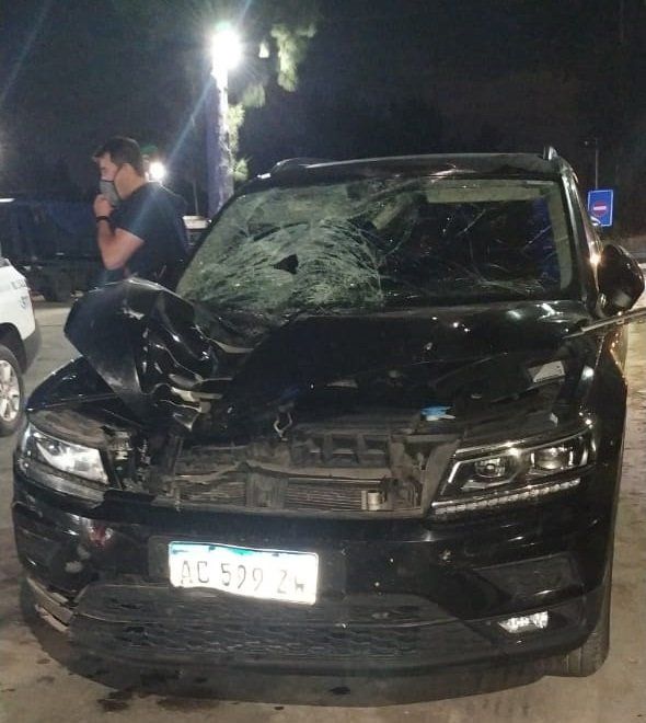 Así quedó la camioneta de Cavallero tras el siniestro producido por Ruta 2.