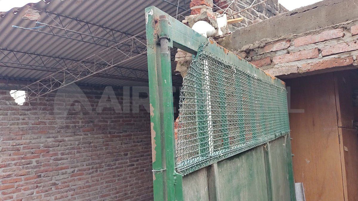 Los ladrones se llevaron martillos, amoladoras, prolongaciones, herramientas de mano y otros elementos.