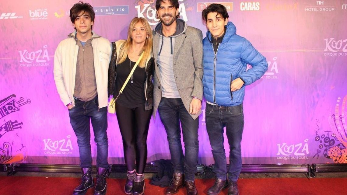 Tras la denuncia de Thelma, los hijos de Juan Darthés suspendieron su carrera musical