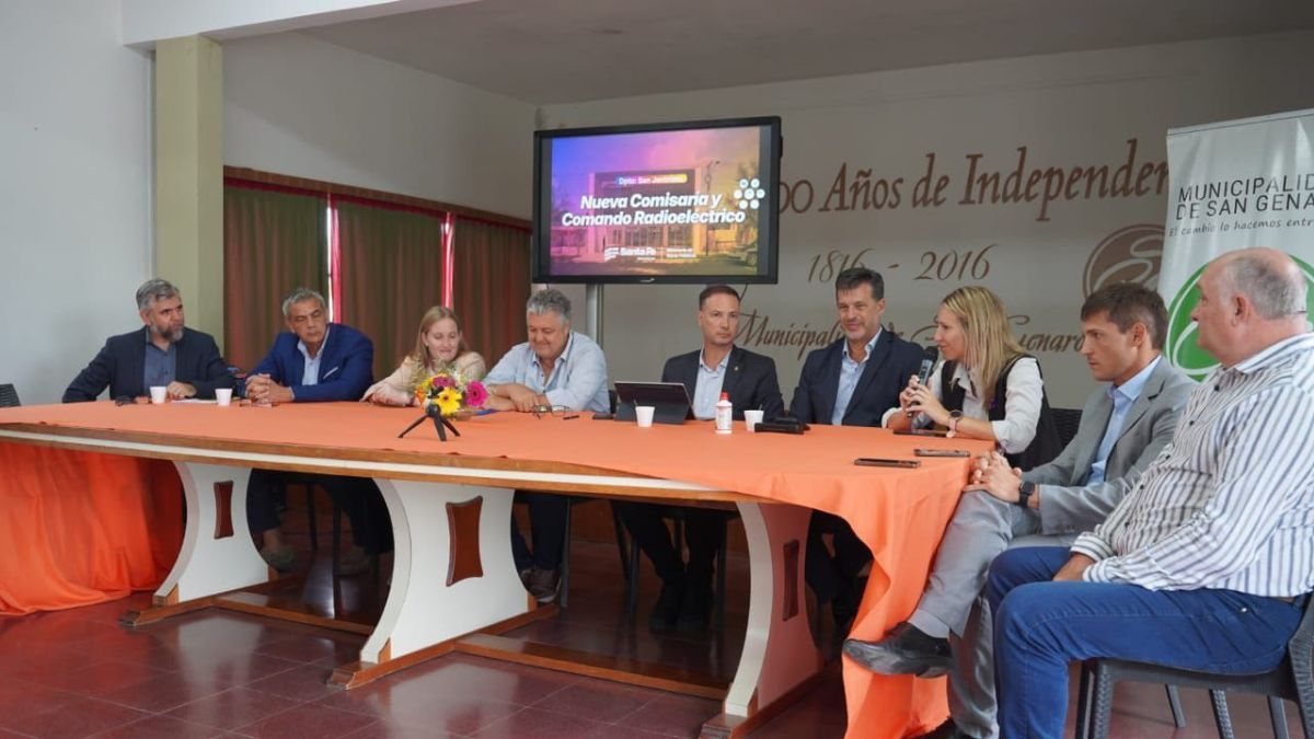 En el acto con la presencia de diversas autoridades tuvo lugar este lunes en la ciudad, donde el ministro de Obras P&uacute;blicas, Lisandro Enrico, se&ntilde;al&oacute; que la obra es &ldquo;un compromiso de parte del Gobierno Provincial para con la ciudad de San Genaro&rdquo;.
