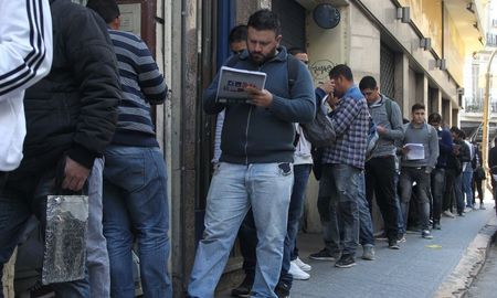 El Instituto Nacional de Estadísticas y Censos (INDEC) informó este miércoles que, en el tercer trimestre de 2025, la remuneración al trabajo asalariado (RTA) aumentó 43,9% respecto al mismo período de 2024. El Instituto Nacional de Estadísticas y Censos (INDEC) informó este miércoles que, en el tercer trimestre de 2025, la remuneración al trabajo asalariado (RTA) aumentó 43,9% respecto al mismo período de 2024.