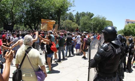 Represión en Mendoza Represión en Mendoza