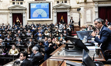 Tras el éxito del Gobierno con la Ley Bases, Diputados aprobó el paquete fiscal enviado por Milei. Tras el éxito del Gobierno con la Ley Bases, Diputados aprobó el paquete fiscal enviado por Milei.