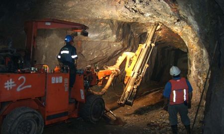 El Gobierno nacional eliminó las retenciones a las exportaciones de productos del sector minero. El Gobierno nacional eliminó las retenciones a las exportaciones de productos del sector minero.
