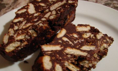 Salame de chocolate, by Maru Botana. Salame de chocolate, by Maru Botana.