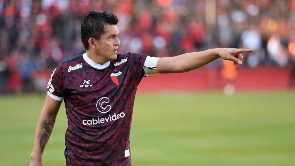 Confirmada la agenda de partidos para Colón y Ezequiel Medrán con días y horarios definidos