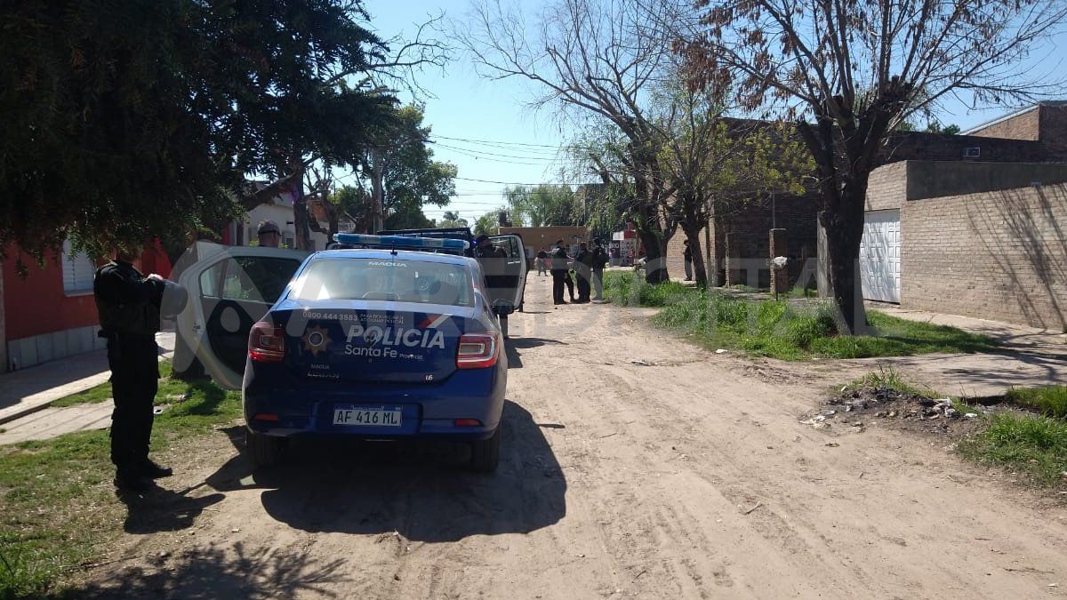 Barrio Transporte: un hombre se atrincheró, tomó a sus hijas de rehenes y quedó detenido