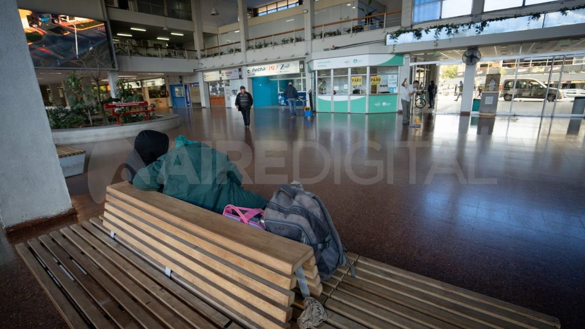 Poco movimiento en la Terminal de Santa Fe por el paro nacional de la CGT