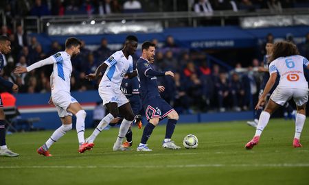 Lionel Messi fue titular en la victoria de Paris Saint-Germain ante Marsella, por la Ligue 1 de Francia. Lionel Messi fue titular en la victoria de Paris Saint-Germain ante Marsella, por la Ligue 1 de Francia.
