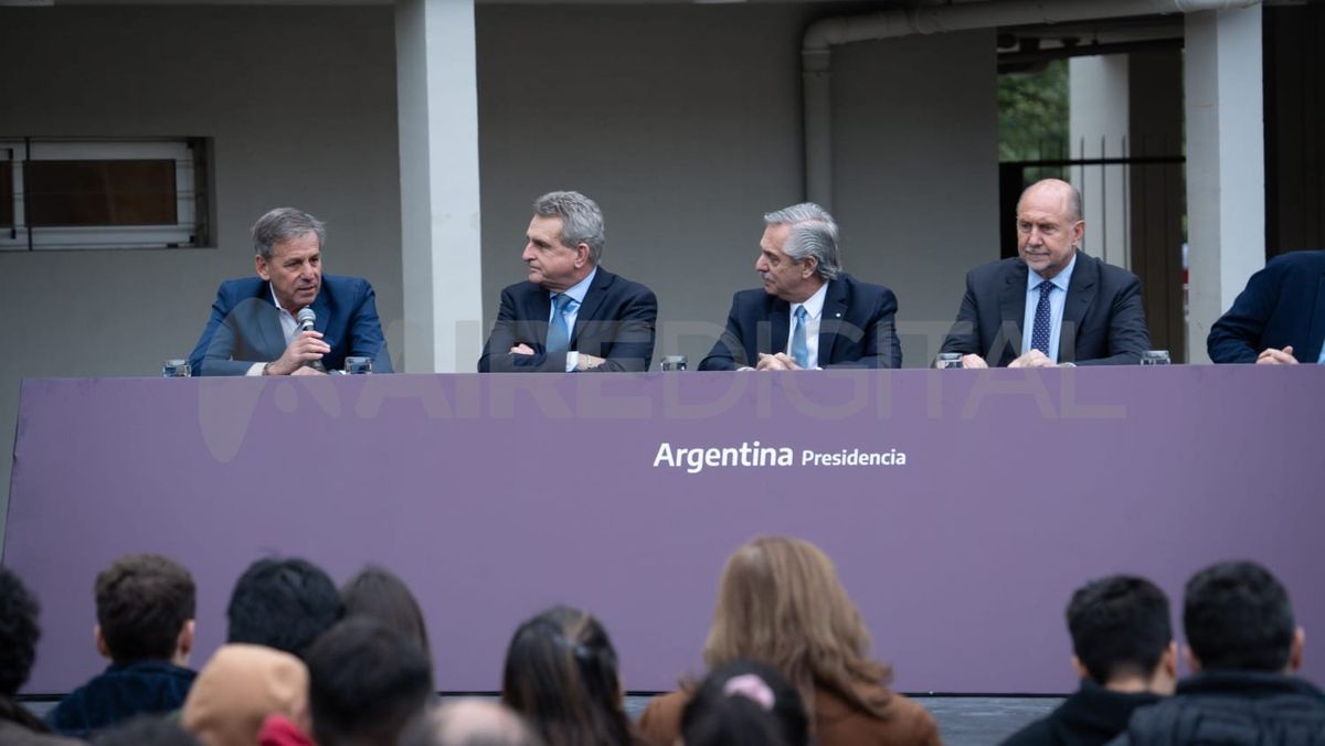 El presidente Alberto Fernández encabezó este viernes por la tarde