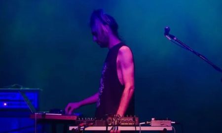 pacho y las maquinas: una fusion de texturas electronicas, punk y sonidos del litoral pacho y las maquinas: una fusion de texturas electronicas, punk y sonidos del litoral