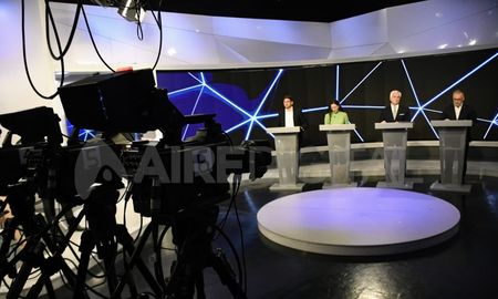 Aire de Santa Fe | Debate gobernador detras de camara.jpeg