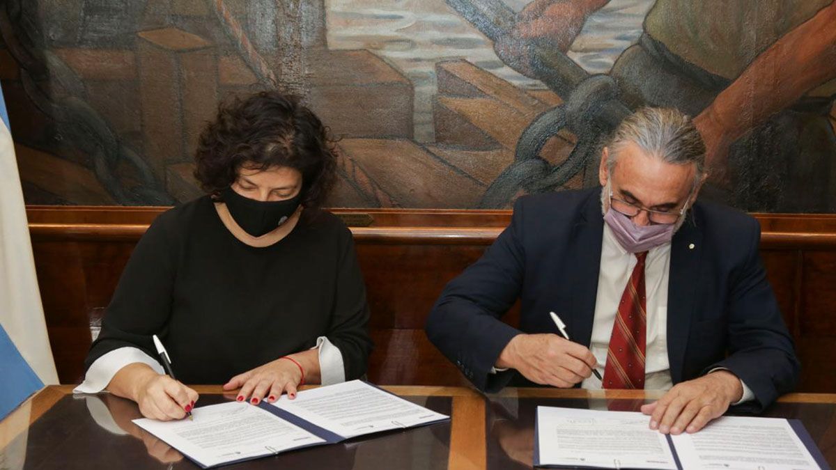 "El Estado cambió su mirada y con este paso, además del REPROCANN, estamos contribuyendo a solucionarle la vida a un número de familias que tiene una problemática de salud", destacó la ministra Vizzotti