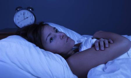 Dormir mal más de cuatro semanas y sentir fatiga constante durante el día son señales de alerta. Dormir mal más de cuatro semanas y sentir fatiga constante durante el día son señales de alerta.