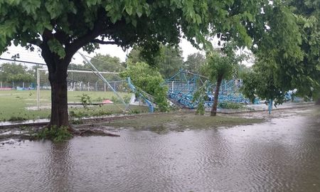 Fuerte temporal con destrozos en el predio del Autódromo Ciudad de Rafaela Fuerte temporal con destrozos en el predio del Autódromo Ciudad de Rafaela