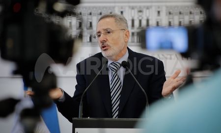 El ministro de Seguridad de la provincia criticó duramente la creación de una comisión en el Senado para evaluar el funcionamiento de los fiscales El ministro de Seguridad de la provincia criticó duramente la creación de una comisión en el Senado para evaluar el funcionamiento de los fiscales