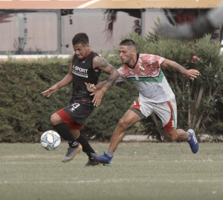 Colón derrotó a Sportivo Las Parejas en su primer amistoso de pretemporada
